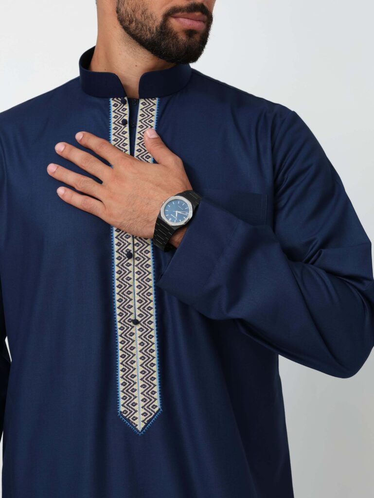 Navy Blue Baharaini Kandura