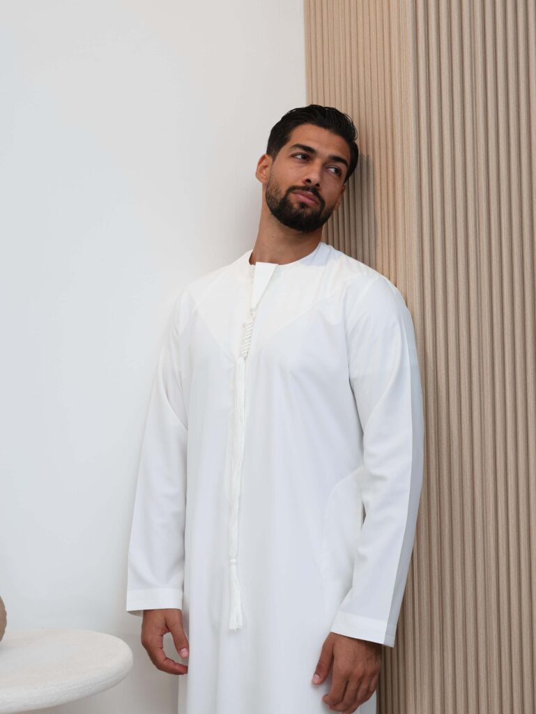 Emirati Kandura Pearl