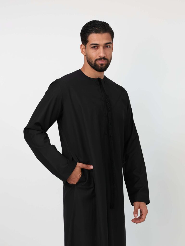Emirati Kandura Black