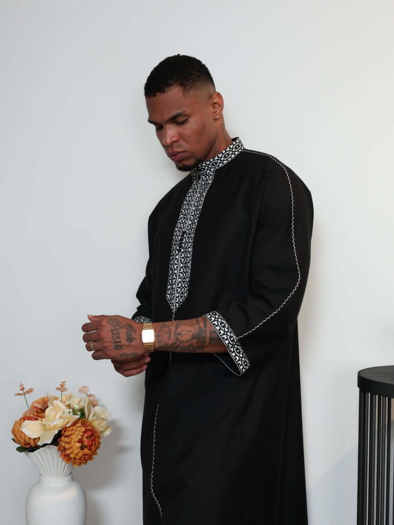 Onyx Moroccan Thobe