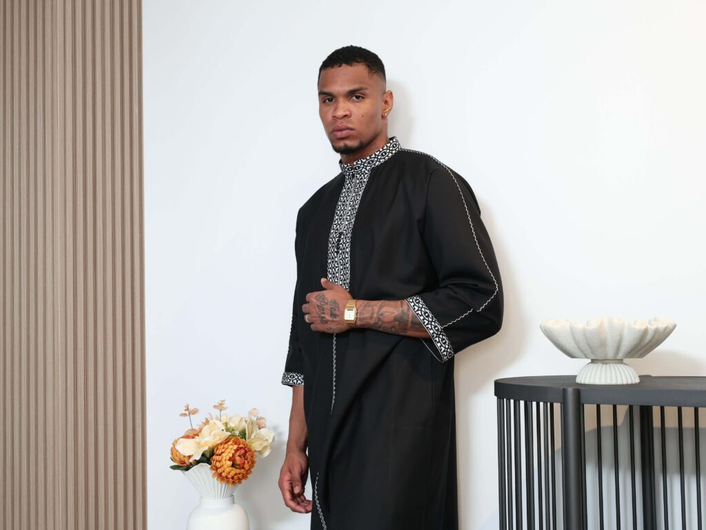 Onyx Moroccan Thobe