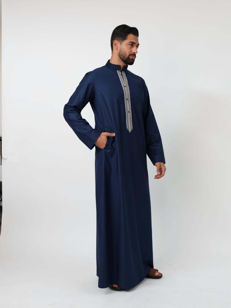 Navy Blue Baharaini Kandura