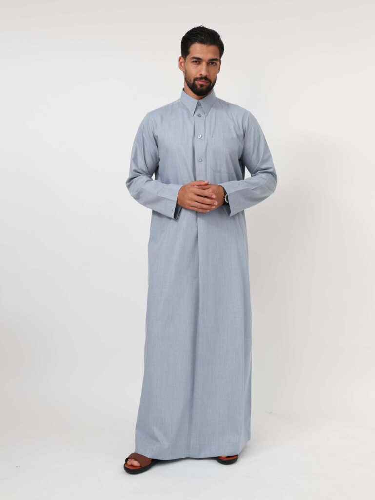 Pale Grey Qatari Kandura