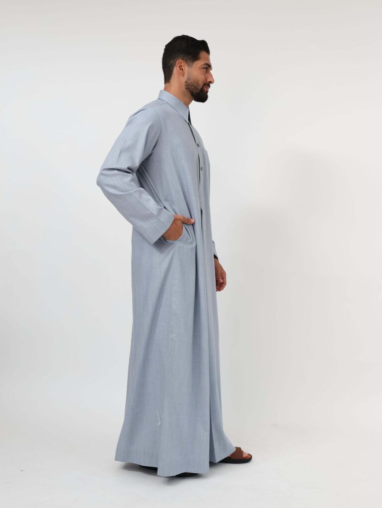 Pale Grey Qatari Kandura