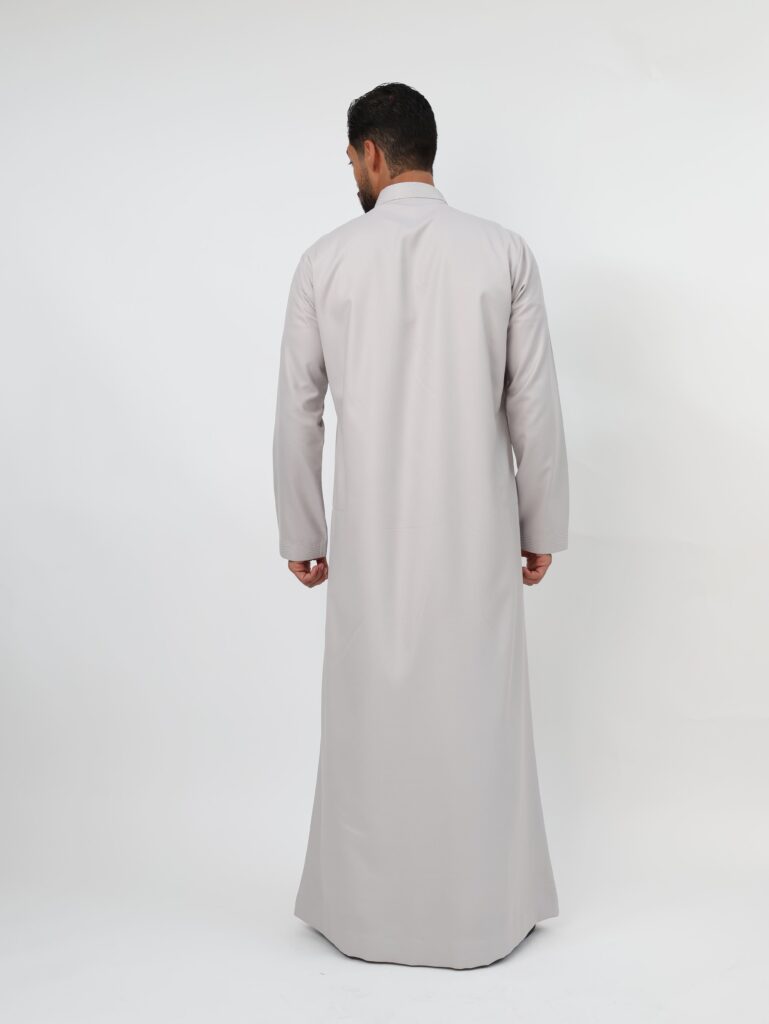 Pale Gray Baharaini Kandura